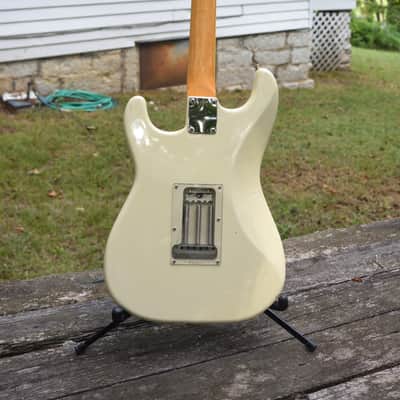 Tokai Goldstar Sound image 12