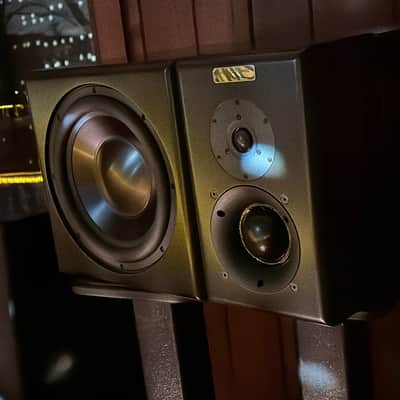 Guzauski-Swist GS3a Studio Monitor System image 2