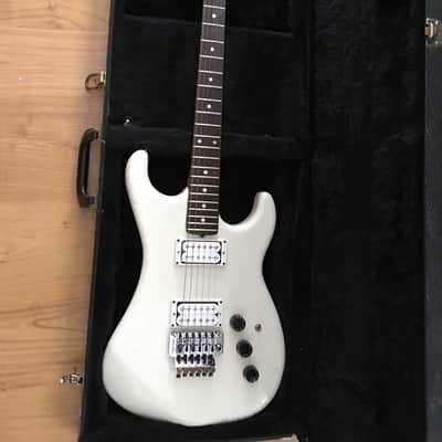 Vintage Kramer Pacer Imperial 1982 White image 2