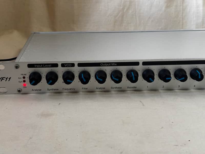 超希少　動作品　MAM VF11 Analog 11 Band vocoder MAM VF11 Analog 11 Band vocoder & filter bank | Reverb