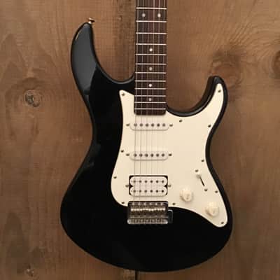 Yamaha EG112C Strat Style Electric Guitar Black image 1