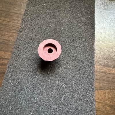 Guilford Purpleheart 1122 Facet Cut Volume/Tone potentiometer knob (1.5mm set screw/6mm shaft) - USA image 3