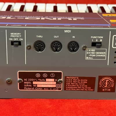 Roland Juno-106 61-Key Programmable Polyphonic Synthesizer 1984 - 1985 - Black image 6