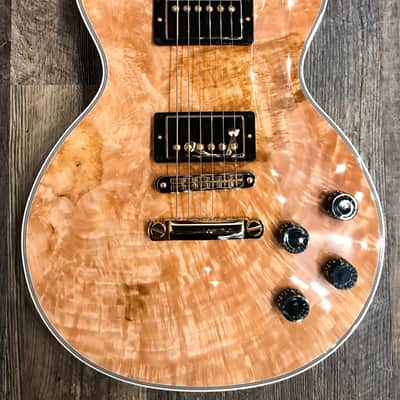 Gibson Custom Shop Les Paul Custom Burl Maple Limited Edition Electric Guitar Natural image 2