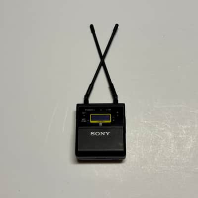 Sony UWP-D26 Wireless Combo Package (UC14: 470–542 MHz) – Mint w/ Box, Mic & TA4F Adapter image 3
