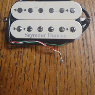 Fender Lone Star Stratocaster 1996 - Sunburst image 18