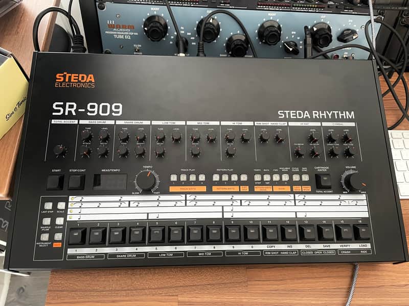 STEDA Electronics Sr-909 2026 - Mint image 1