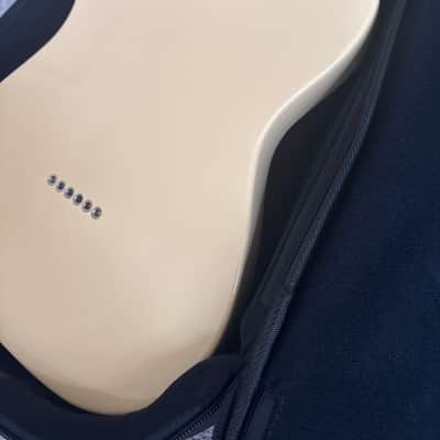 Fender American Performer telecaster Vintage White image 4
