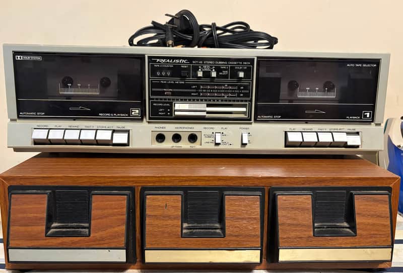 Realistic SCT-45 Stereo Dubbing Cassette Deck - Gray imagen 1