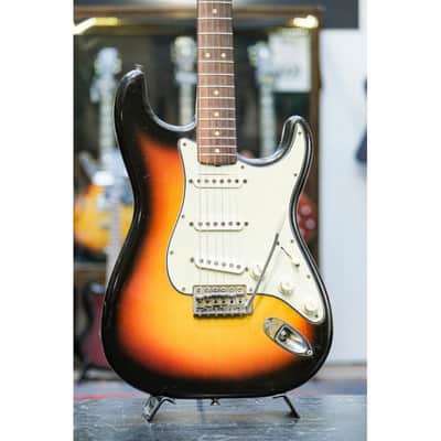 1965 Fender Stratocaster sunburst image 1