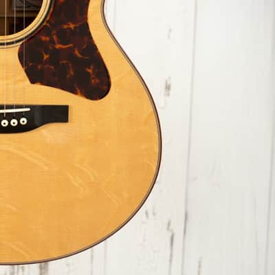 Bourgeois 2013 Luthier's Choice Small Jumbo "Face" Guitar - Bear Claw Spruce Top / Red Gum Eucalyptus Back and Sides image 15