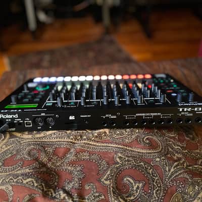Roland TR-8S AIRA Rhythm Performer with Sample Playback 2018 - Present - Black image 4