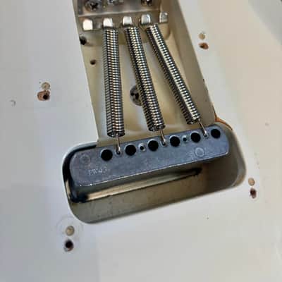 Unknown Stratocaster body cream white image 9