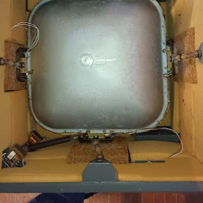 EMT 240 Gold Foil Plate Reverb with Cable, Plug and Custom Isolation Box, no remote image 11