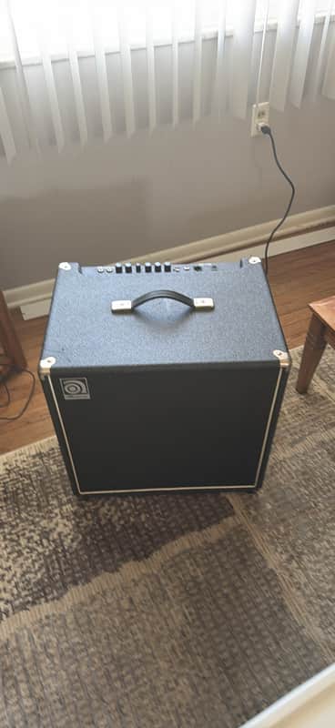 Ampeg BA-115 100-Watt 1x15" Bass Combo