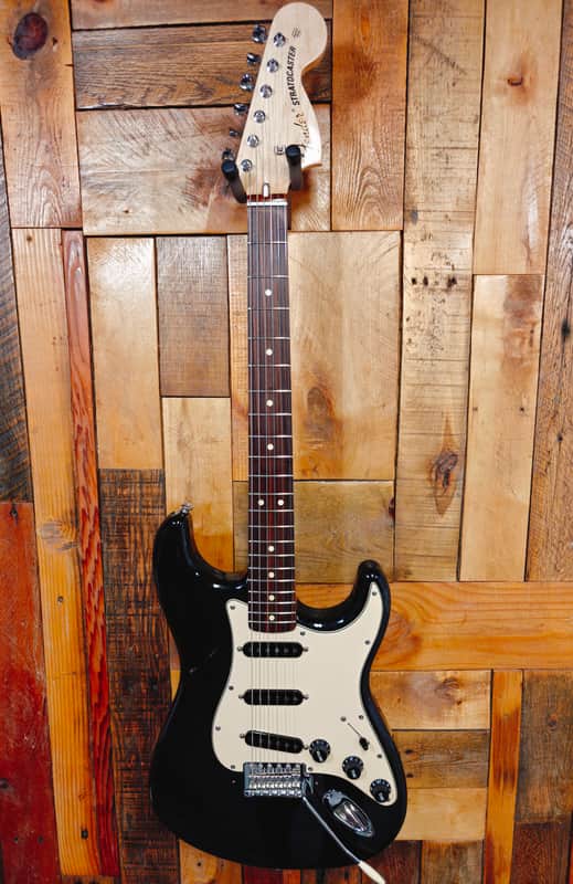 Fender Vintera Custom 70s Stratocaster 2020s - Black