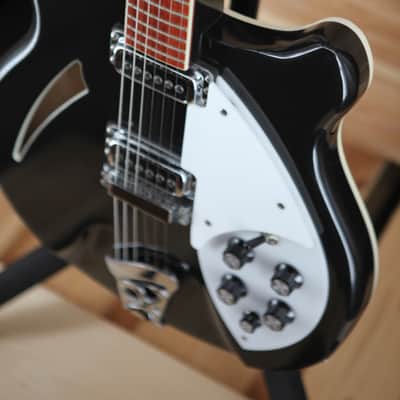 Rickenbacker 360 - Jetglo image 7