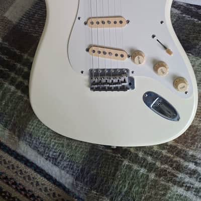 Fender MIJ stratocaster 1985/6 image 2