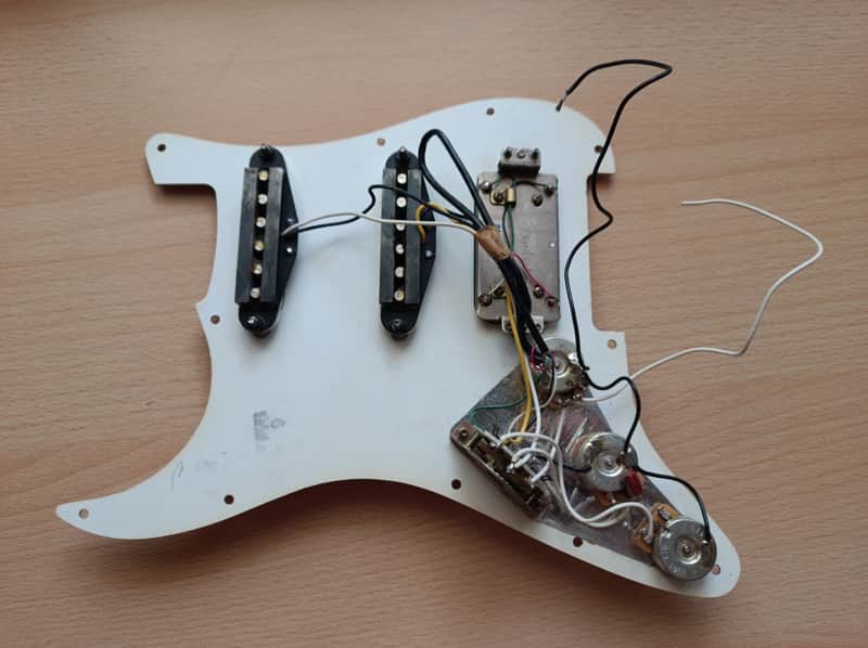 Fender 1983 Fender USA "Dan Smith" Stratocaster Loaded Pickguard - Original SSH 1983 - Original image 1