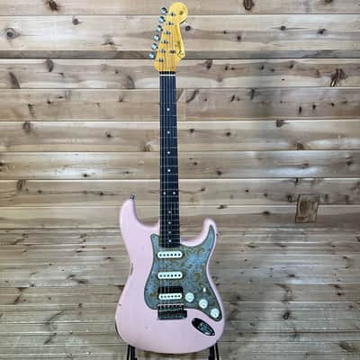 Fender Custom Shop Limited Edition Tyler Bryant "Pinky" Stratocaster Relic Electric Guitar - Aged Shell Pink image 2