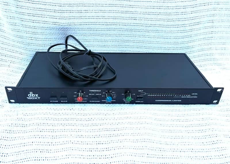 dbx 160XT Compressor / Limiter | Reverb