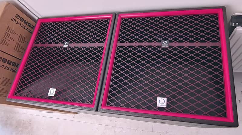 Turbosound HiLight THL-818 18" Horn Cabinets x 2 image 1