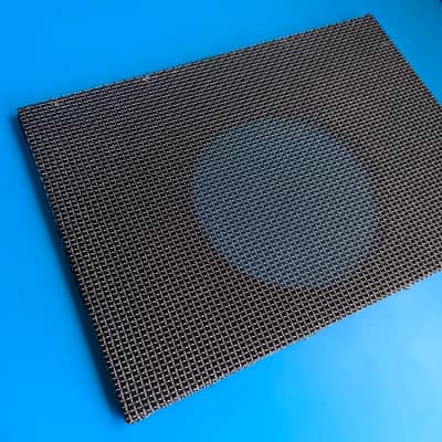 Peavey VYPYR 15W Guitar Amplifier Part: Speaker Mesh Cover Grille - V1 image 3