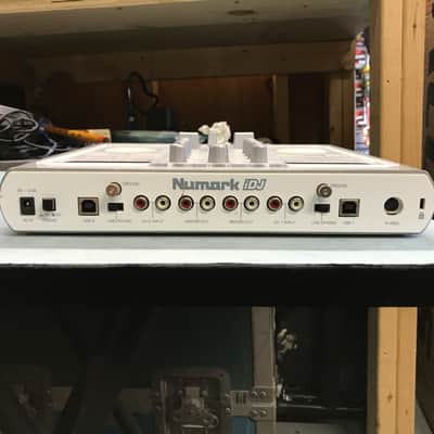 Numark iDJ Mixing Console for iPod w/ Power Supply image 4