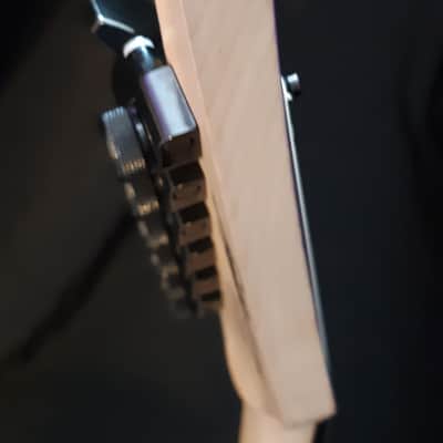 Legator Ninja N6SS(WATCHLIST OFFER)Super Shred Series Ultra-Fast Neck Profile, Ebony, Stainless Steel Frets, Locking Tuners! 2024 - Magenta Burl image 9