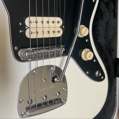 Fender Player Jazzmaster HH Solidbody Electric Guitar - Polar White with SKB Hardshell Case image 5