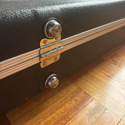 Squier Vintage Modified Jazz Bass Fretless 2007 - 2018 - 3-Color Sunburst image 13