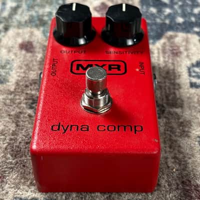 MXR Dyna Comp Compressor M102 Guitar Effect Pedal! image 2