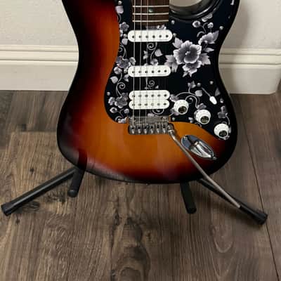 Fender American Deluxe Fat Stratocaster HSS 3 color Sunburst 1999-2003 - 3 color sunburst image 4