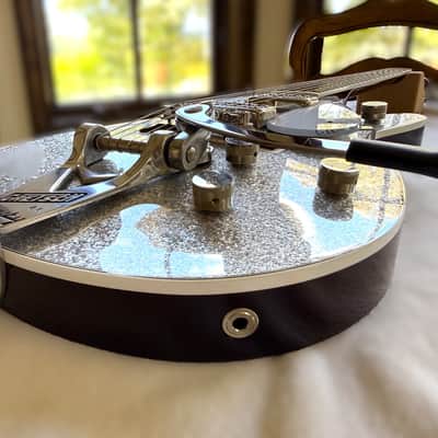 Gretsch G6129T-89 Vintage Select '89 Sparkle Jet with Bigsby 2023 - Silver Sparkle image 12
