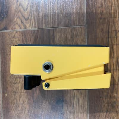 Boss AC-3 Acoustic Simulator (Dark Gray Label) 2006 - Present - Yellow image 3