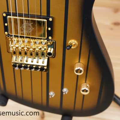 Schecter Synyster Gates Signature Custom-S Sustainiac - Satin Gold Burst image 7