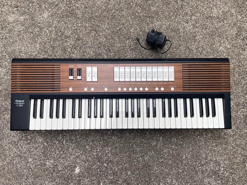 Orgue Roland C-180 image 1