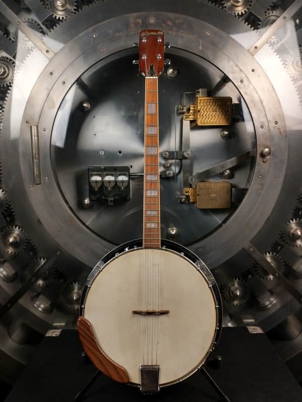 Vintage Mayfair Closed Back 4 -String Tenor Banjo image 1