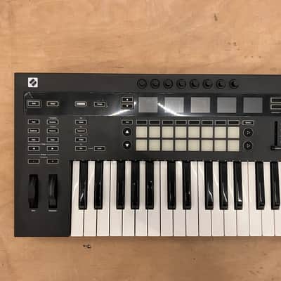 Novation 61 SL MKIII image 3