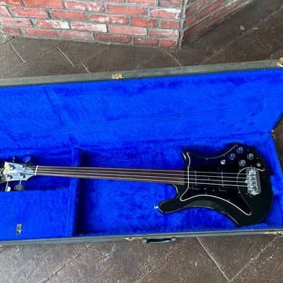 Guild B-302F Fretless Bass Guitar 1980 - Black image 16
