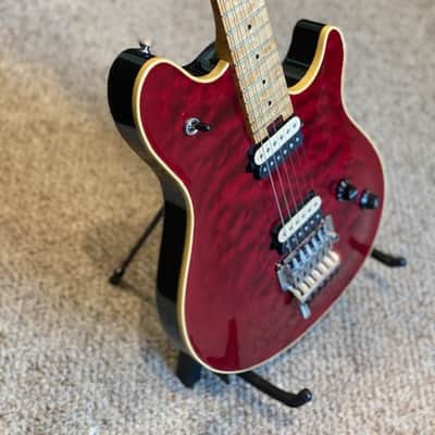 Peavey EVH Wolfgang 1996 Pat. Pend. Quilted, Arch Top Drop D "Tuna" image 4