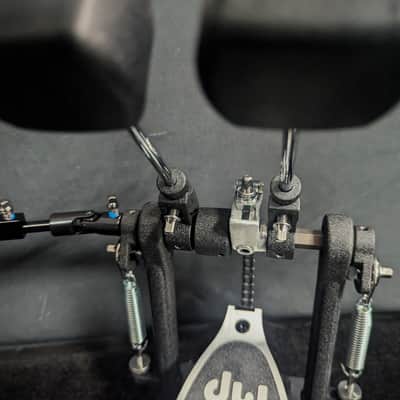 DW 2000 Series Double Bass Drum Pedal image 3