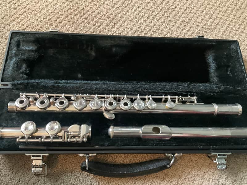 Yamaha 285S Open Hole Flute All New Pads, Clean image 1