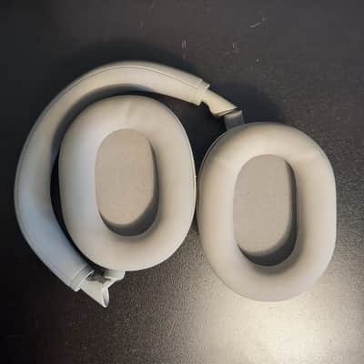 Sony WH-1000XM6 Premium Wireless Noise-Canceling Over-the-Ear Headphones - Silver image 6