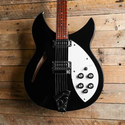 Rickenbacker 330 (1990 - 2011) | Reverb