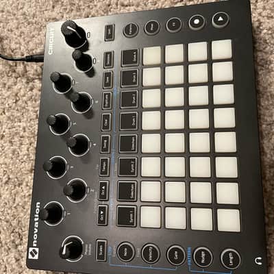 Novation Circuit Groovebox 2015 - 2021 Black image 1