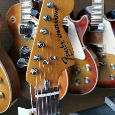 Fender 70th Anniversary Stratocaster Hardtail 2024 - Antigua Burst image 4