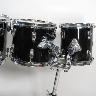 Ludwig Classic Maple 7-Piece Drum Kit in Black Cortex 22,8,10,12,13,14,16 image 4