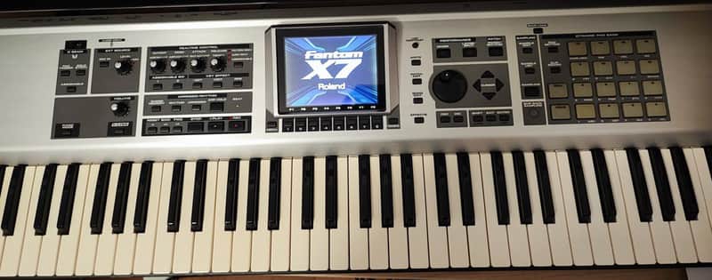 Roland Fantom-X7 (with audio track expansion) image 1