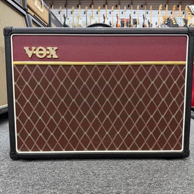 Vox AC15C1 Custom 2-Channel 15-Watt 1x12" Guitar Combo image 3
